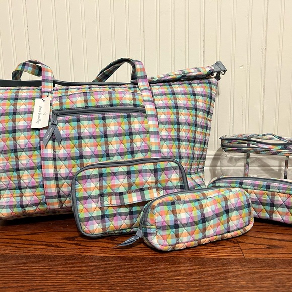 Vera Bradley Handbags - Vera Bradley Deluxe Travel Tote Gingham Plaid NWT